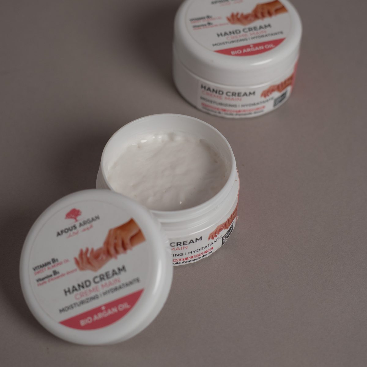Moisturizing Hand Cream with Bio Argan Oil - Image 3